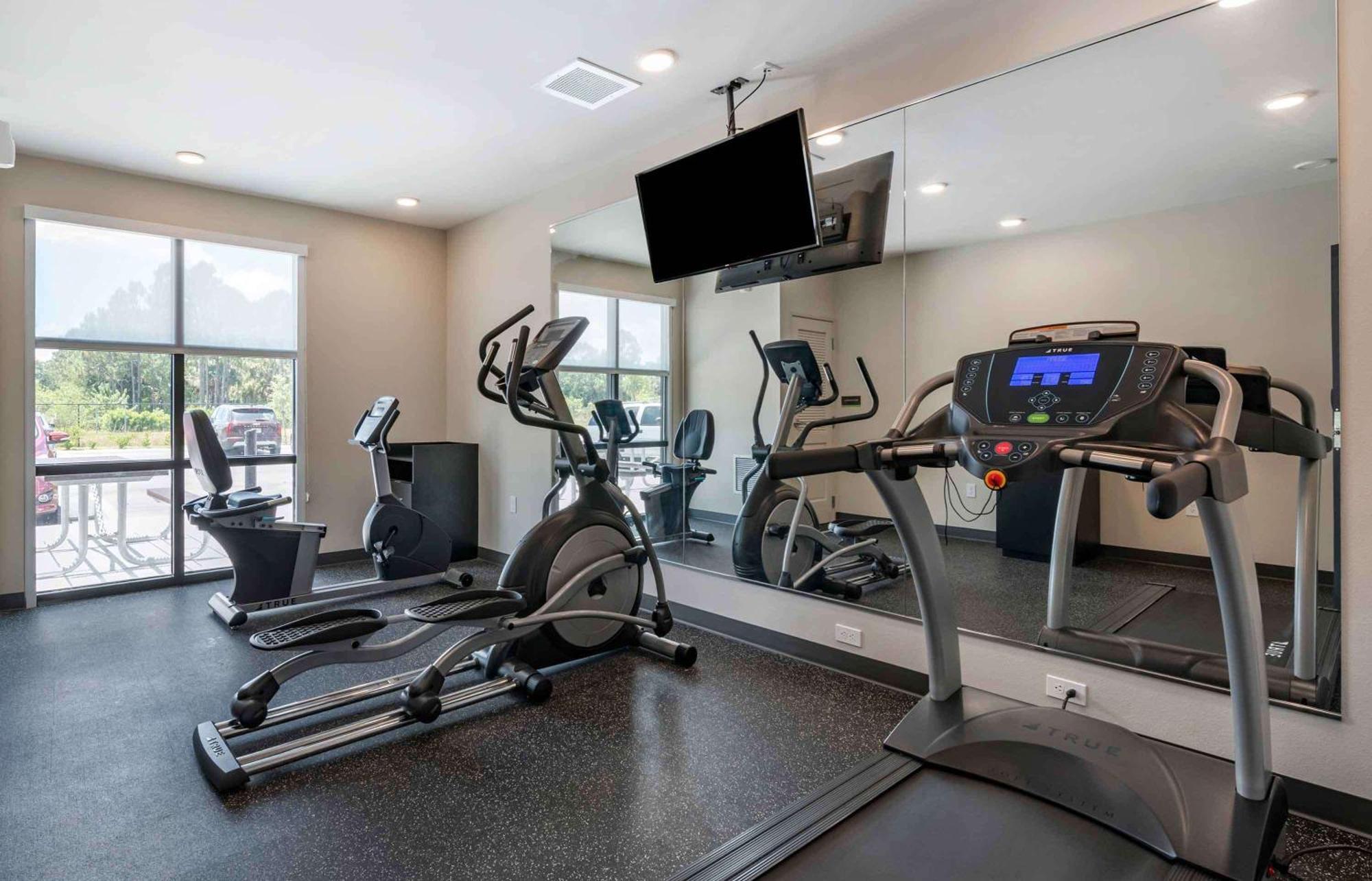 Extended Stay America Premier Suites - Tampa - Fairgrounds - Casino Exterior photo